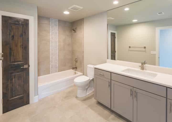 Professional bathroom remodel contractor Lake Havasu City